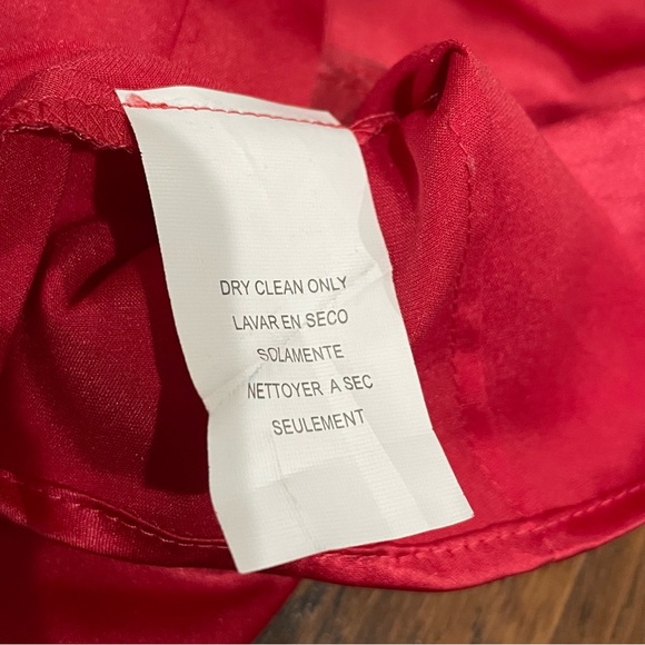 Bebe Red Silk Sexy Button-Up Blouse Puff Sleeves S Pinup Retro Romantic Glam NWT - Picture 8 of 8